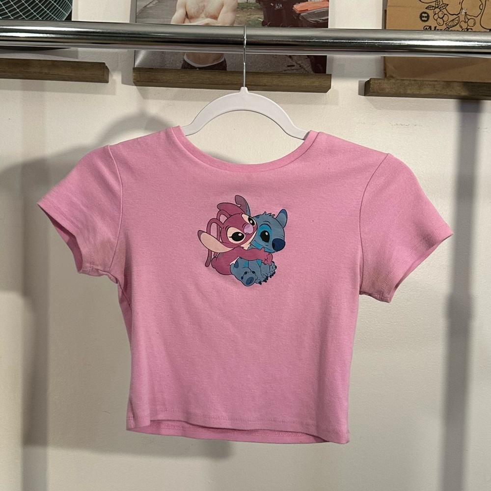 Pink cropped graphic